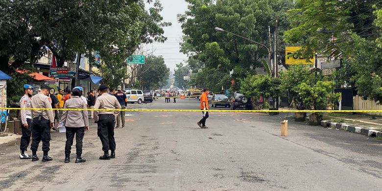 Kronologi Ledakan Bom Bunuh Diri Di Polsek Astana Anyar Bandung ...